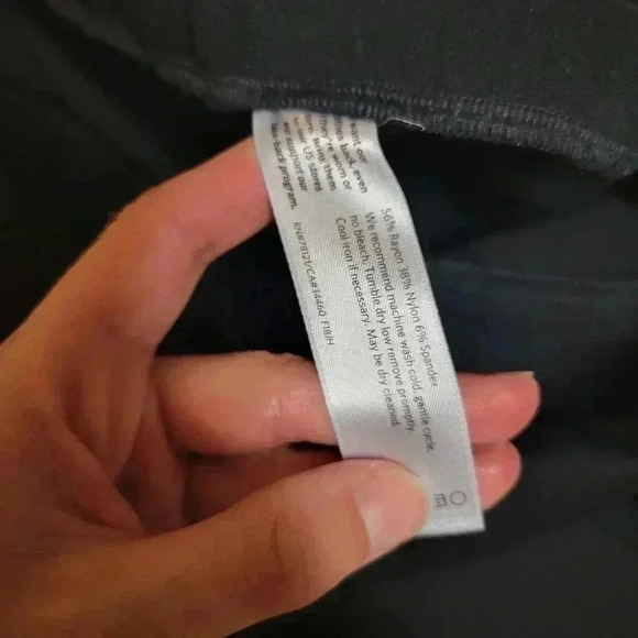 Eileen Fisher Washable Stretch Crepe Slim Ankle Pants Black Size S Rayon Nylon - Picture 7 of 8